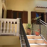 Irena Apartman *
